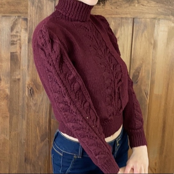 Vintage 80’s Burgundy Cable Knit Crop Sweater - Picture 5 of 7
